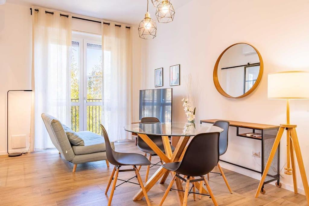 Appartamento Guest Planet - Stylish Flat Bisceglie M1 Milano Esterno foto